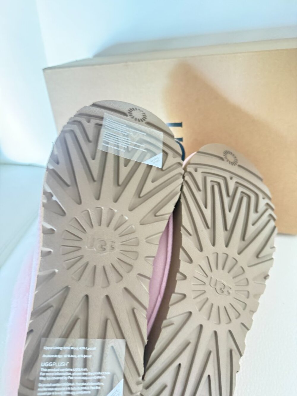 NIB UGG UGGS AUSTRALIA Tazzette Genuine Shearling Collar Slipper pink 9 - Picture 7 of 8
